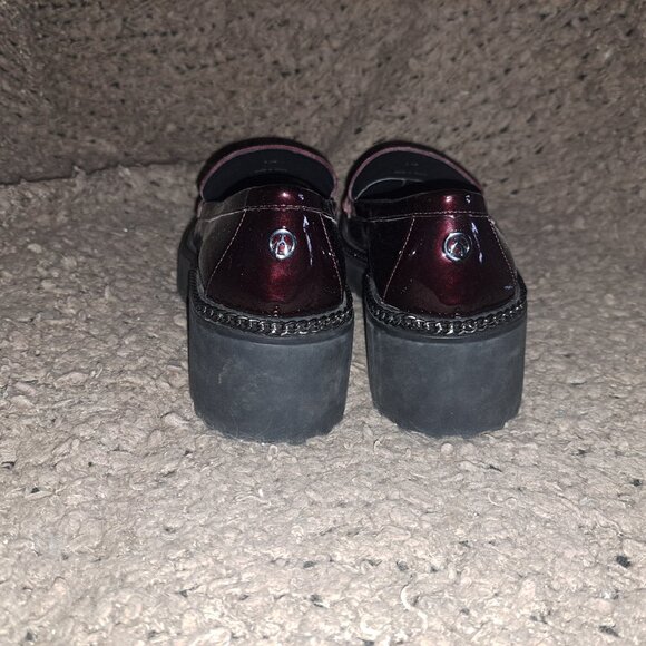 THE WISHBONE COLLECTION-Burgundy Patent Leather Penny Loafers-Sz 6.5-Near Mint - Picture 6 of 8
